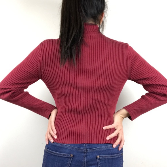 Red turtleneck sweater!! - Picture 6 of 8